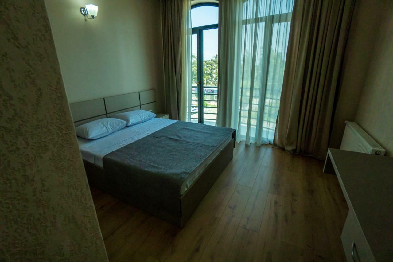 Twins Hotel Anaklia Ngoại thất bức ảnh