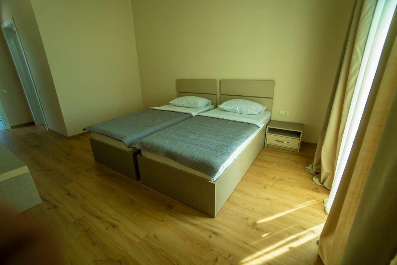 Twins Hotel Anaklia Ngoại thất bức ảnh